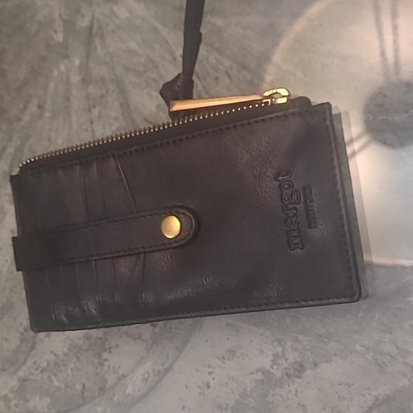Margot Black slim leather Faye Card case wallet wristlet nwot - Picture 2 of 9